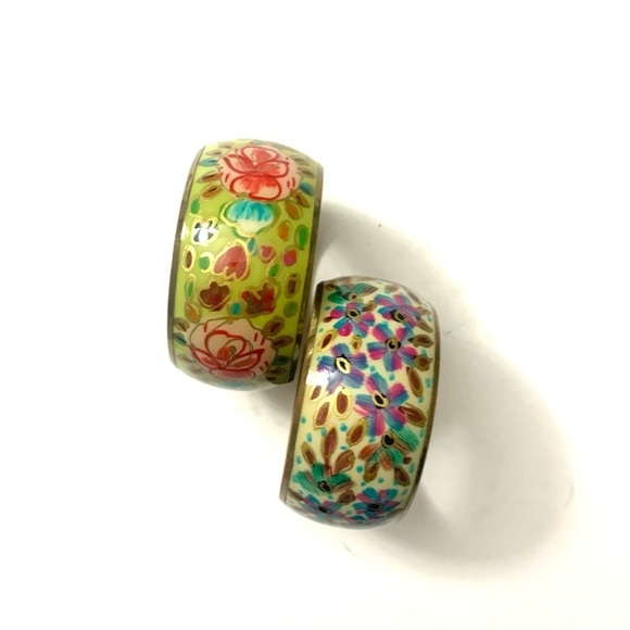 heart cut out Jewelry - HEART CUT OUT Vintage Enamel Hand Painted Two Chunky Brass Bangle Bracel…